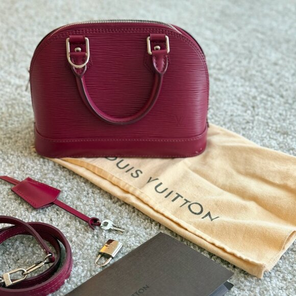 Louis Vuitton Alma BB in Fuchsia Epi Leather - Picture 10 of 14